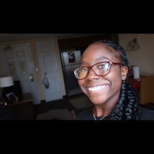 Meet your Posher, Ariel